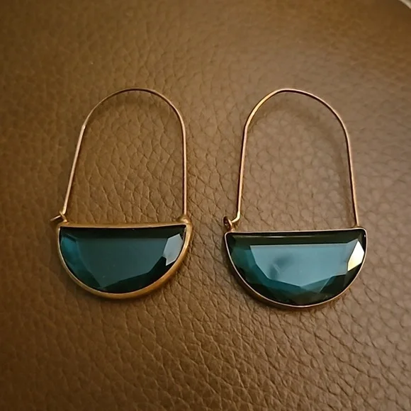 House of Harlow 1960 Faceted Teal Green Glass Mod Hoop Earrings - Picture 2 of 6